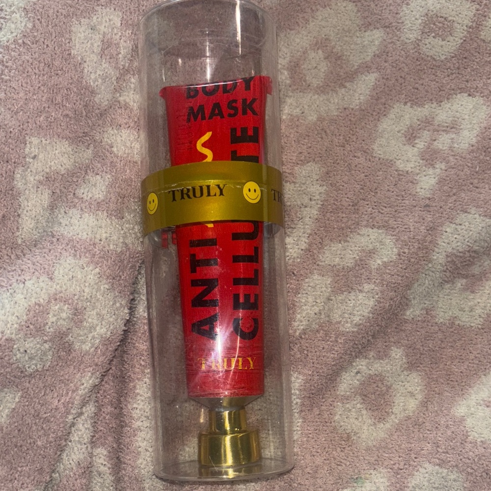 TRULY Red and Gold Body Mask